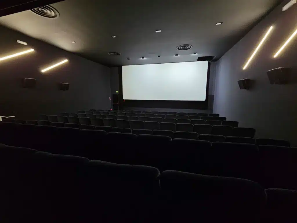 Projections des films du festival au cinéma Olbia à Hyères